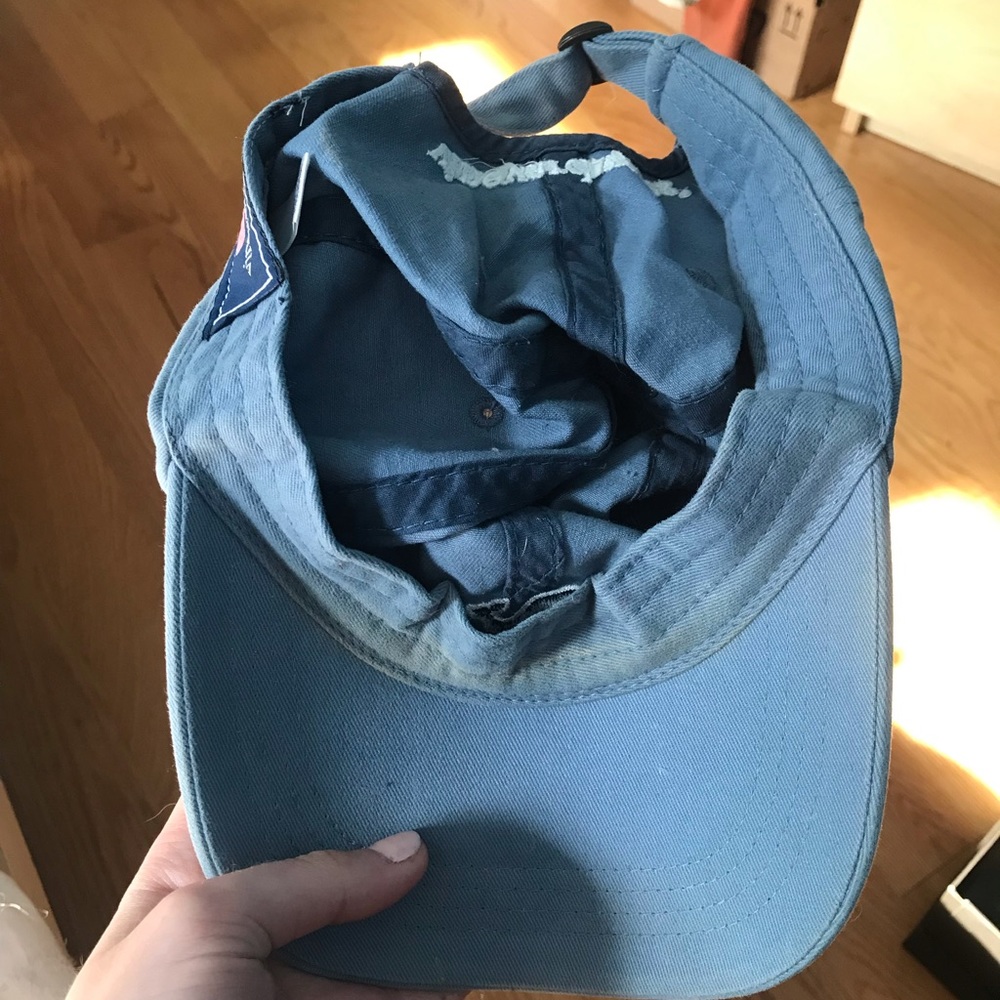 VV HAT - Picture 4 of 4